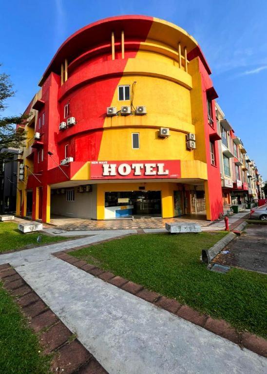 Putra Heights New Wave Hotel Subang Jaya Exterior photo