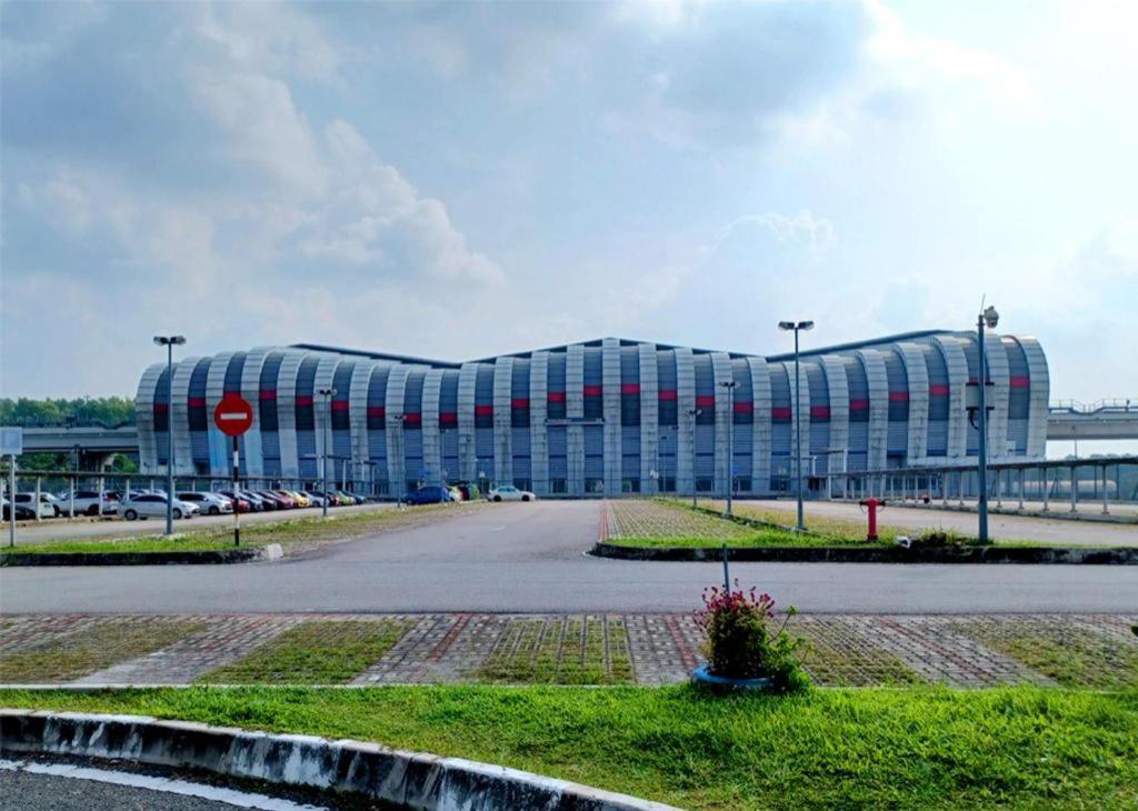 Putra Heights New Wave Hotel Subang Jaya Exterior photo
